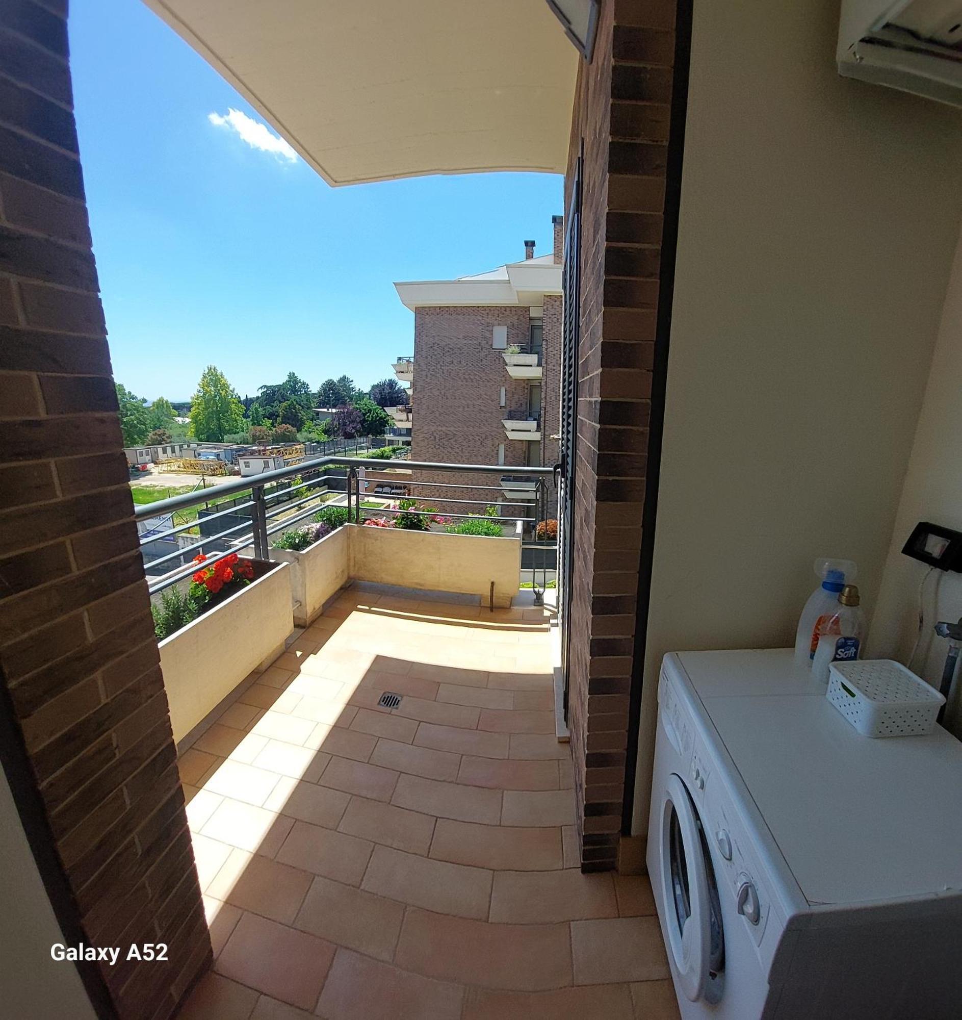 Relax & Business Luxury Apartment เวลเลตริ ภายนอก รูปภาพ